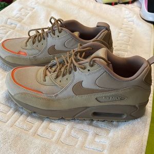 ***DONATED*** Nike Air Max